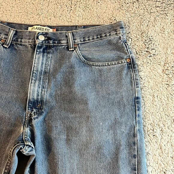 Levis Mens 550 Relaxed Fit Jeans Size 38x30 Measures 36 X 281/2 Workwear Dadcore - Picture 8 of 16